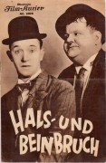 1106: Hals und Beinbruch ( Lloyd French und Charles Rogers )  Stan Laurel & Oliver Hardy, 