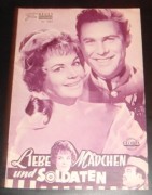 1083: Liebe Mädchen und Soldaten (Franz Antel) Renate Holm, Willy Hagara, Carla Hagen, Franz Muxeneder, Walter Müller, Rolf Olsen, Loni Heuser, Huber v. Mayerinck, Helga Martin, Hans Olden, Willy Millowitsch, C. W. Fernbach, Ilse Peternell