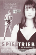 12922: Spieltrieb ( Gregor Schnitzler ) Michelle Barthel, Jannik Schümann, Maximilian Brückner, Richy Müller, Ilrike Folkerts, Sophie von Kessel, helmut Berger, Elisa Schlott, Robert Alexander Baer, Muriel Wimmer, Götz Schubert, Patrick Hoffmann, Tobias P