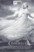 13216: Conderella ( Kenneth Branagh ) Lily James, Richard Madden, Cate Blanchett, Holliday Grainger, Sophie McShera, Hayley Atwell, Ben Chaplin, Eloise Webb, Helena Bonham Carter, Derek Jacobi, Stellan Skarsgard, Nonso Anozie, Leila Wong, Monique Geraghty