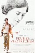 14016: Frühes Versprechen ( Eric Barbier ) Pierre Niney, CHarlotte Gainsbourg, Didier Bourdon, Jean-Pierre Darroussin, Catherine McCormack, Finnegan Oldfield, Pawel Puchalski, Nemo Schiffman, Zoe Boyle, Lou Chauvain, Emiliano Suarez, Alberto Maneiro, Prec