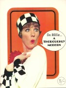 Modern Millie ( Ross Hunter ) Julie Andrews, Mary Tyler Moore, Carol Channing, James Fox, John Gavin, Beatrice Lillie, Jack Soo, 