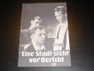 609: Eine Stadt steht vor Gericht (John Guillermin) John Mills, Charles Coburn, Barbara Bates, Derek Farr, Alec McCowen, Elizabeth Seal, Fay Compton, Magda Miller, Geoffrey Keen, Margaretha Scott