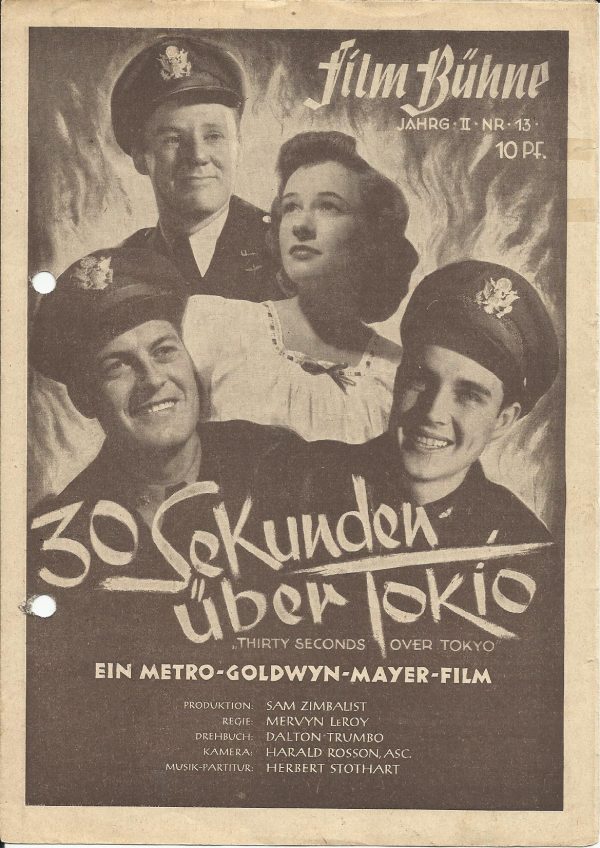 103: 30 Sekunden über Tokio ( Mervyn Leroy ) Spencer Tracy, Van Johnson, Robert Walker, Phyllis Thaxter, Tim Murdock, Scott McKay, Cordon McDonald, Don De Foré, Robert Mitchum, John R. Reilly, Horace McNally, Donald Curtis, Louis Jean Heydt, William Phill