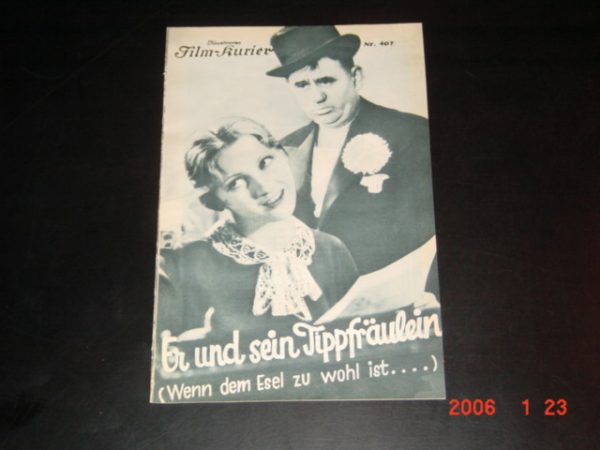 IFK: Nr: 407 : Er und sein Tippfräulein Weiß Ferdl Paula Mena