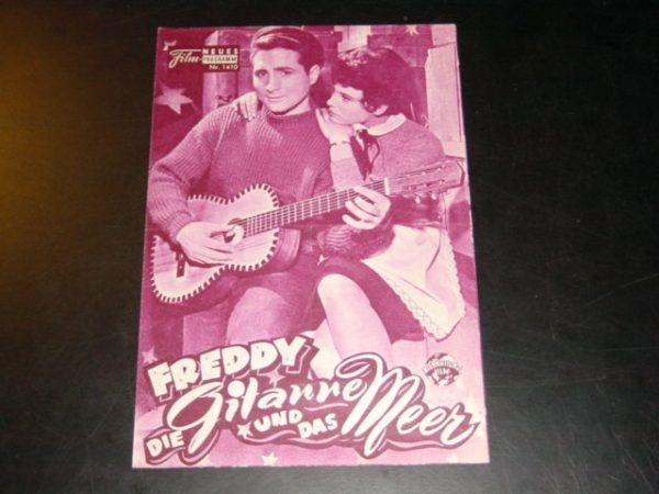 1410: Freddy, die Gitarre und das Meer (Wolfgang Schleif) Freddy Quinn, Corny Collins, Sabina Sesselmann, Peter Carsten, Christian Machalet, Harry Meyen, Camilla Spira, Walter Scherau, Arthur Schröder
