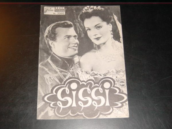 3203: Sissi (Ernst Marischka) Romy Schneider, Karlheinz Böhm, Magda Schneider, Gustav Knuth, Uta Franz, Vilma Degischer, Erich Nikowitz, Peter Weck, Josef Meinrad, Franz Böheim, Karl Fochler, Otto Treßler, Hilde Wagner