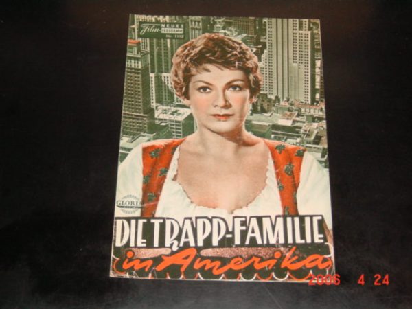 1112: Die Trappfamilie in Amerika (Utz Utermann) Ruth Leuwerik, Hans Holt, Josef Meinrad, Wolfgang Wahl, Adrienne Gessner, Peter Esser, Holger Hagen, Betty Jackson, Emiljosef Hunek, Till Klockow, Benton C. Lombard, Phyl Senter, Mildred Clinton, Frank Hol