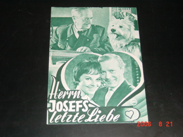 1242: Herrn Josefs letzte Liebe (Hermann Kugelstadt) Hans Moser, Lucie Englisch, Wolf Albach-Retty, Adrienne Gessner, Ferry Wondra, Gerlinde Locker, Heide Alrun, Wolfgang Jansen, Gerda Passony, Ernst Waldbrunn, Hugo Gotschlich, Wilhelm Hufnagl