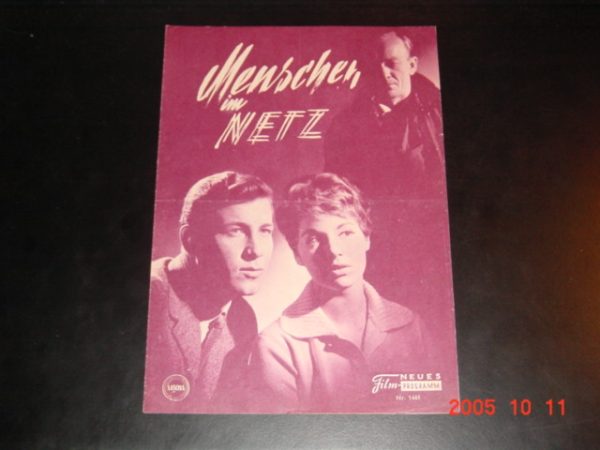 1461: Menschen im Netz (Franz Peter Wirth) Hansjörg Felmy, Johanna v. Koczian, Hannes Messemer, Ingeborg Schöner, Rosl Schaefer, Olga v. Togni, Max Mairich, Hanns Lothar, Peter Lühr, Paul Verhöven, Helmut Brasch, Rolf Kralowitz