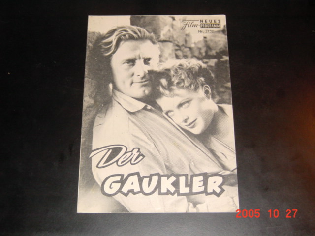 2132: Der Gaukler (Edward Dmytryk) Kirk Douglas, Milly Vitale, Oscar Karlweis, Paul Stewart, Joey Walsh, Alf Kyellin, Beverly Washburn