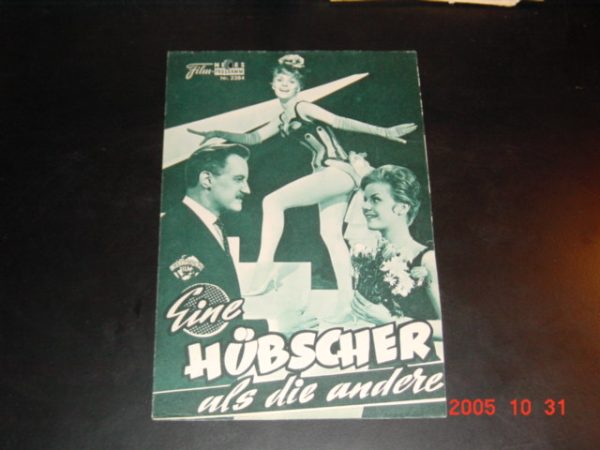2384: Eine hübscher als die andere (Axel von Ambesser) Heidi Brühl, Rudolf Platte, Peter Nestler, Gustav Knuth, Peter Vogel, Karl Schönböck, Christiane Maybach, Christiane Nielsen, Renate Grosser, Senta Berger, Willi Rose, Ralf Wolter