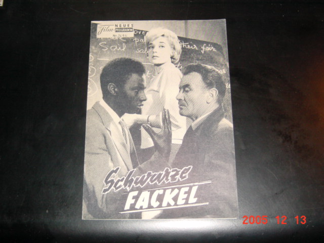 2646: Schwarze Fackel ( Roy Baker ) John Mills, Sylvia Syms, Ann Lynn, Brenda de Banzie, Johnny Sekka, Earl Cameron