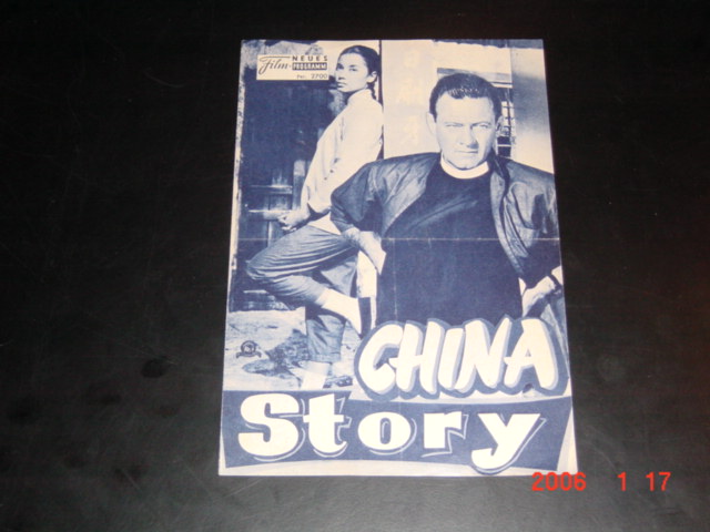 2700: China Story (Satan never sleeps) (Leo Mc Carey) William Holden, Clifton Webb, France Nuyen, Weaver Lee, Athene Seyler, Martin Benson, Edith Sharpe, Robert Lee, Anthony Chinn, Andy Ho, Ronald Adam, Marie Yang
