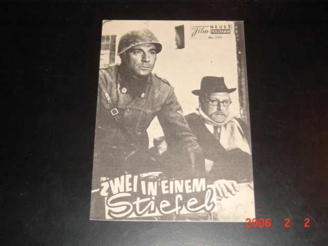 3541: Zwei in einem Stiefel (Luciano Salce) Ugo Tognazzi, Georges Wilson, Mireille Granelli, Stefania Sandrelli, Gianrico Tedeschi, Elsa Vazzoler, Gianni Agus, Franco Giacobini, Nando Angelini, Renzo Palmer