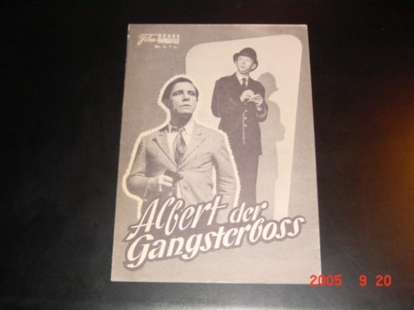 414: Albert der Gangsterboss (John Paddy Carstairs) Norman Wisdom, Maureen Swanson, Jerry Desmonde, Anbrosine Phillpotts, Colin Gordon, Michael Ward, Jill Dixon, Cyril Chamberlain, William Lucas, Eddie Leslie, Hy Hazel