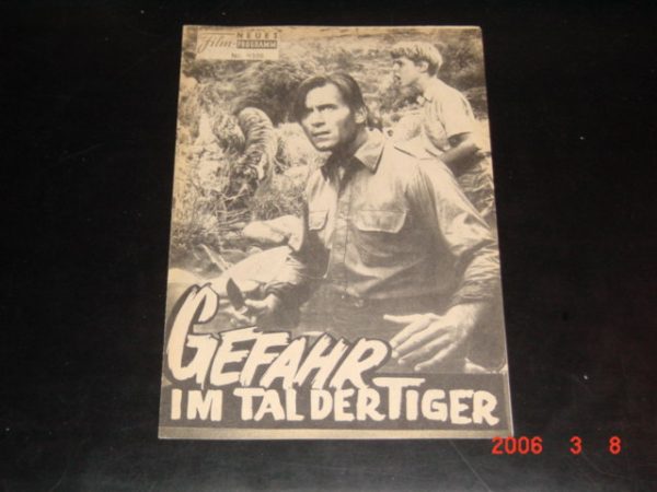 4300: Gefahr im Tal der Tiger (John Berry) Clint Walker, Jay North, I. S. Johar, Sajid Kahn, Jairaj, Sonia Sahni, Nana Palshikar, Uma Rao, Madhusdan Pathak
