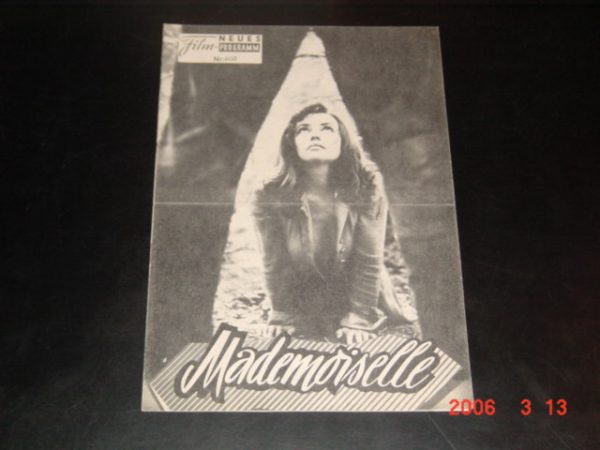 4450: Mademoiselle ( Mademoiselle ) ( Tony Richardson ) Jeanne Moreau, Ettore Manni, Keith Skinner, Umberto Orsini, Jane Berretta, Mony Reh, Georges Douking, Rosine Luguet, Gabriel Gobin, Pierre Collet, Jean Gras