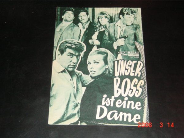 4486: Unser Boss ist eine Dame ( Dino Risi ) Senta Berger, Nino Manfredi, Mario Adorf, Claudine Auger, Ralf Wolter, Toto, Harry Guardino, Pinuccio Ardia, Dante Maggio, Giovanni Druti, Solvi Stubing
