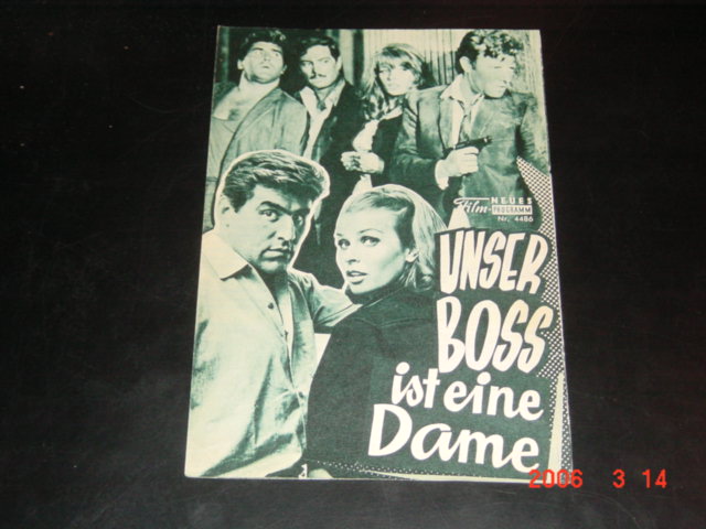 4486: Unser Boss ist eine Dame ( Dino Risi ) Senta Berger, Nino Manfredi, Mario Adorf, Claudine Auger, Ralf Wolter, Toto, Harry Guardino, Pinuccio Ardia, Dante Maggio, Giovanni Druti, Solvi Stubing