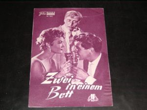 855: Zwei in einem Bett (Herbert B. Fredersdorf) Renate Holm, Heinz Drache, Günther Lüders, Erna Sellmer, Lotte Rausch, Helen Vita, Franz-Otto Krüger, Margarete Haagen, Georg Pahl, Hans Schwarz, Hans Nielsen
