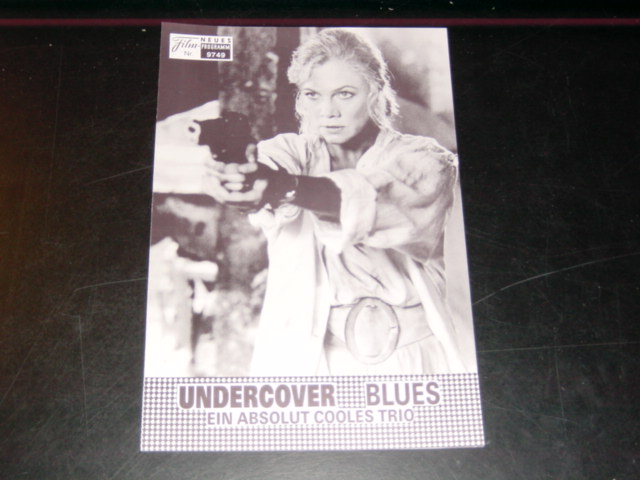 9749: Undercover Blues Ein absolut cooles Trio ( Herbert Ross ) Kathleen Turner, Dennis Quaid, Fiona Shaw, Stanley Tucci, Larry Miller, Tom Arnold,