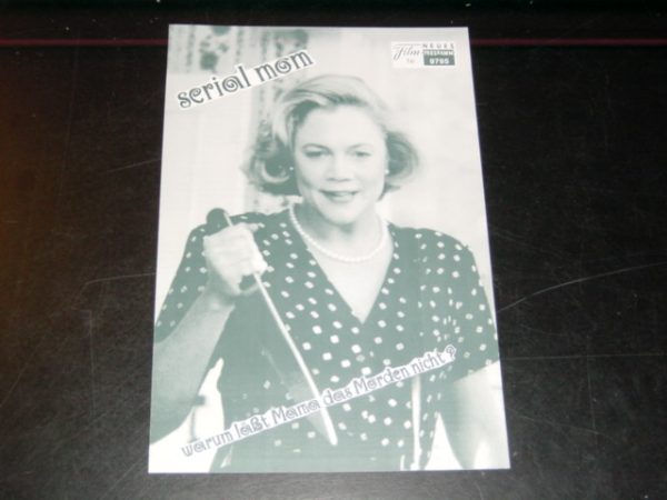 9795: Serial Mom - ...Mama das Morden nicht ( John Waters ) Kathleen Turner, Sam Waterston, Ricki Lake, Traci Lords,
