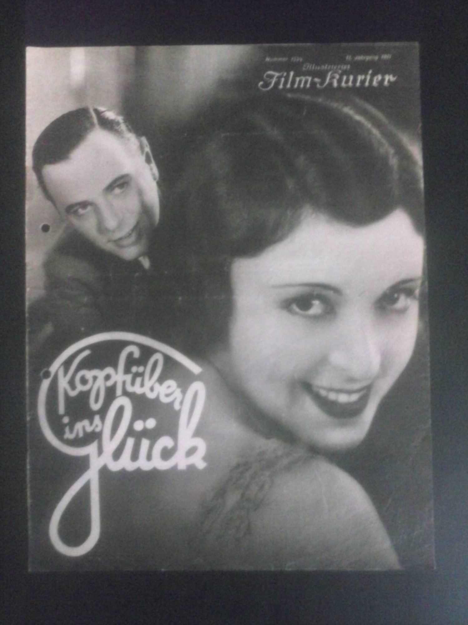 1534: Kopfüber ins Glück ( Hans Steinhoff ) Fritz Schulz, Jenny Jugo, Alexa Engström, Szöke Szakall, Berte Ostyn, Curt Lilien, Truus van Aalten, Austin Egen, Gisa Bergmann, Albert Paulig, Luigi Bernauer, Eugen Rex
