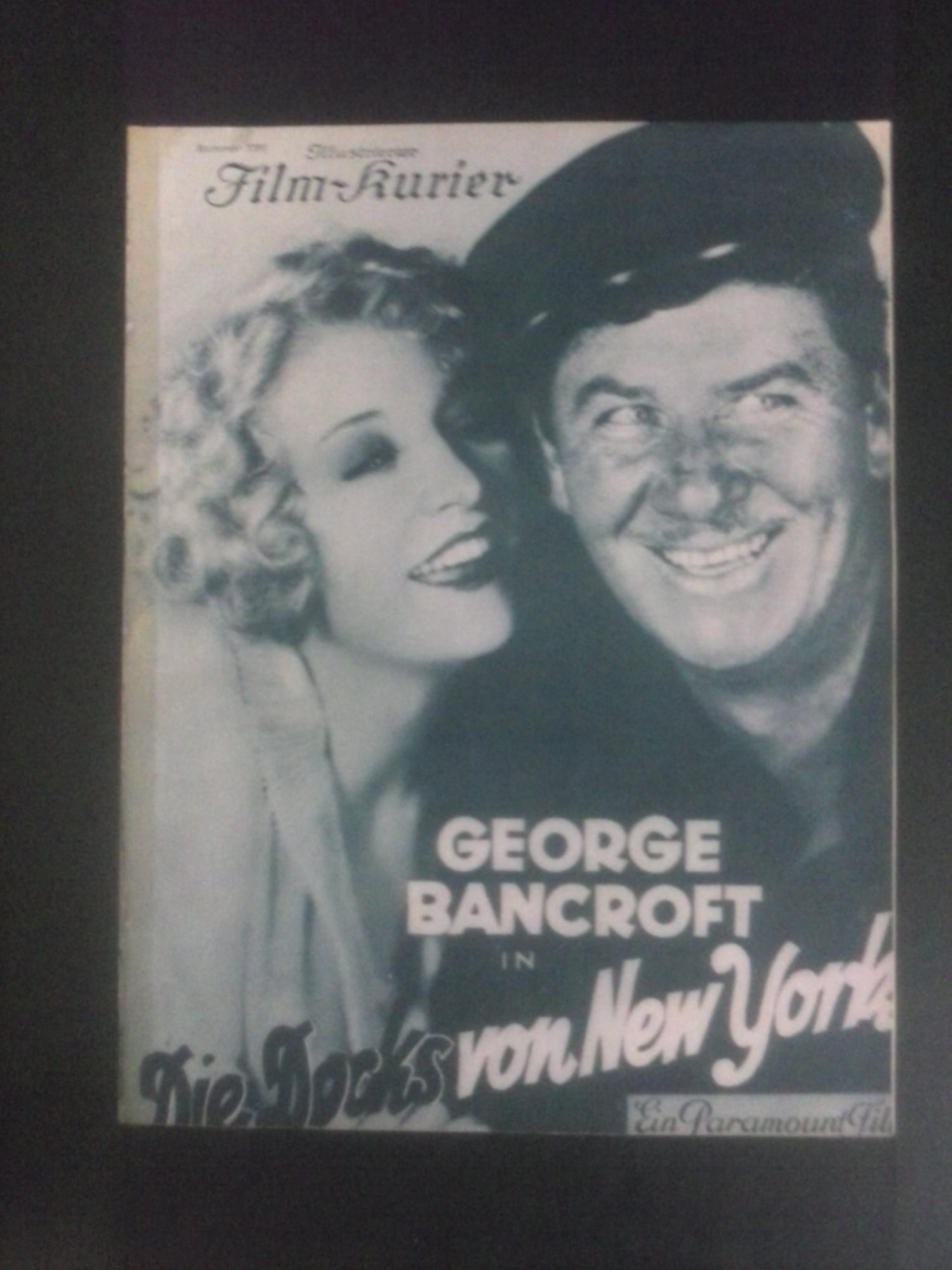 1251: Die Docks von New York ( Josef von Sternberg ) George Bancroft, Clyde Cook, Betty Compson, Mitchell Lewis, Olga Baclanova, Gustav von Seyffertitz