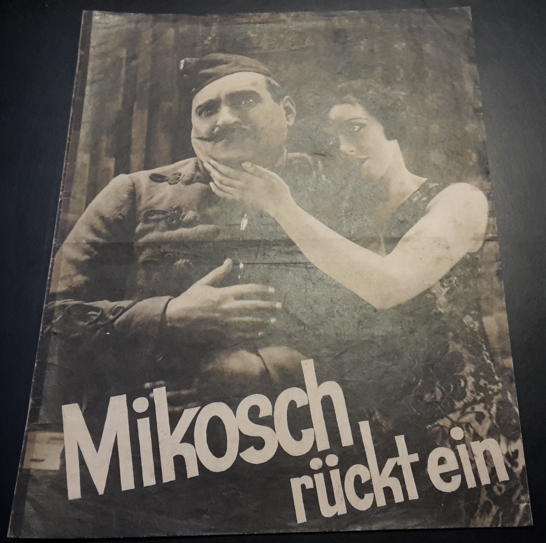 856: Mikosch rückt ein ( Rolf Randolf ) J. v. Szöreghy, Lydia Potechina, Cläre Rommer, Hans Junkermann, Josefine Dora, Georg Alexander, Leo Peukert, Elisabeth Pinajeff, Harry Frank, Jack Mylong Münz,