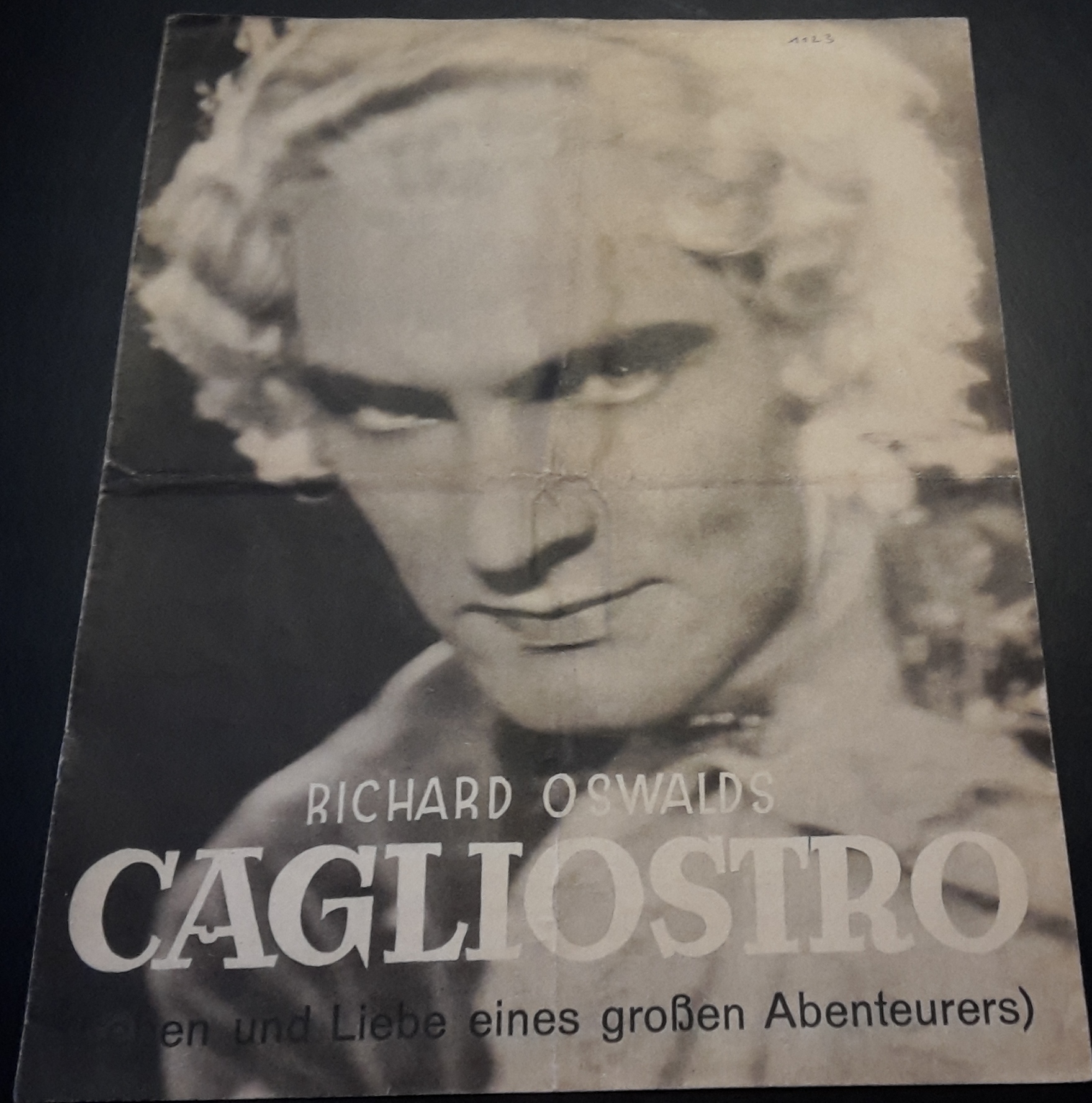 1123: Cagliostro ( Richard Oswald ) Hans Stüwe, Renee Heribel, Alfred Abel, Kowal Samborski, Nina de Liguoro, Charles Dullin, Ila Meery, Eduard van Daele, Suzanne Bianchetti,