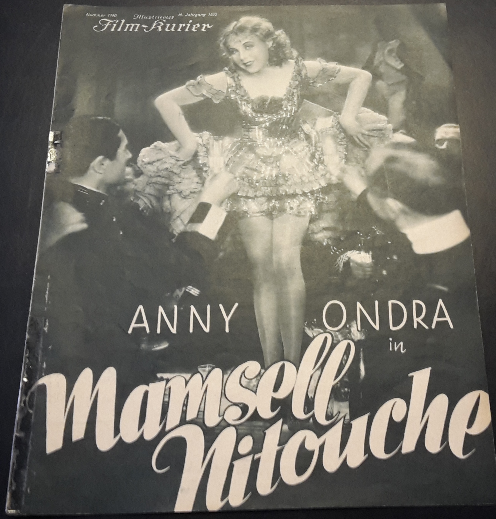 1740: Mamsell Nitouche ( Carl Lamac ) Anny Ondra, Oskar Karlweis, Hans Junkermann, Georg Alexander, Julie Serda, Yvonne Albinus, Carl Forest,