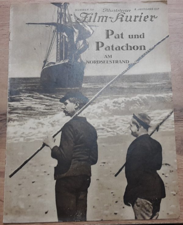 701: Pat & Patachon am Nordseestrand ( Lau Lauritzen ) Karl Schenström, Harald Madsen, Karin Nellemose, Petrine Sonne, Erling Schröder, Karl Jörgensen,