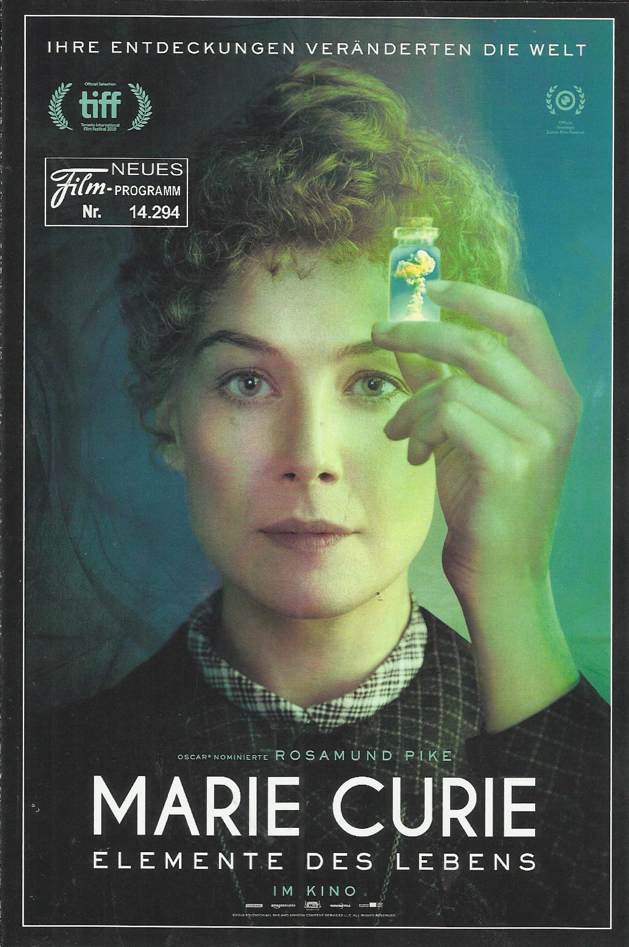 14294: Marie Curie - Elemente des Lebens ( Marjane Satrapi ) Rosamund Pike, Anya Taylor-Joy, Aneurin Barnard, Sam Riley, Simon Russell Beale, Corey Johnson, Jonathan Aris, Demetri Goritsas, Indica Watson, Tim Woodward, Harriet Turnbull, Mirjam Novak, Pete