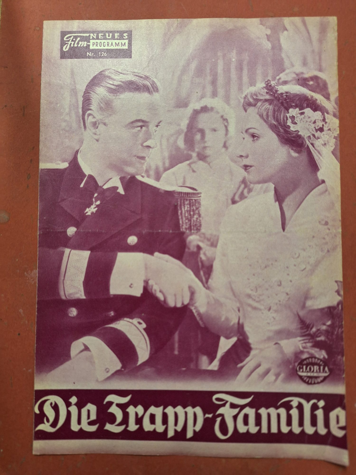 126, Die Trapp Familie (Wolfgang Liebeneiner) ( lila ) Ruth Leuwerik, Maria Holst, Hans Holt, Josef Meinrad, Friedrich Domin, Hilde von Stolz, Gretl Theimer, Franz Muxeneder, Liesl Karlstadt, Karl Ehmann, Agnes Windeck, Alfred Balthoff, Hans Schumm