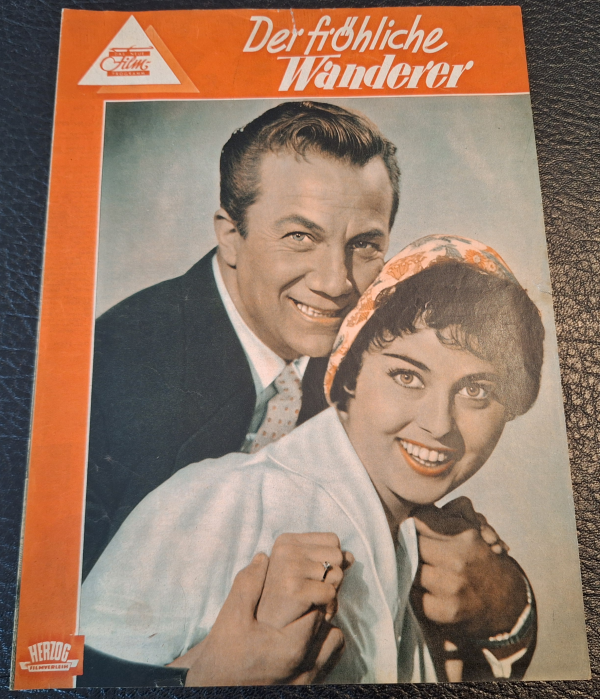 Der fröhliche Wanderer ( Hans Quest ) Rudolf Schock, Waltraut Haas, Elma Karlowa, Willy Fritsch, Paul Hörbiger, Gunther Philipp, Helen Vita, Wolfgang Lukschy, Ernst Waldow, Wolfgang Neuss, Edith Schollwer, Fritz Wagner, Fritz Hoppe, Trude Hesterberg