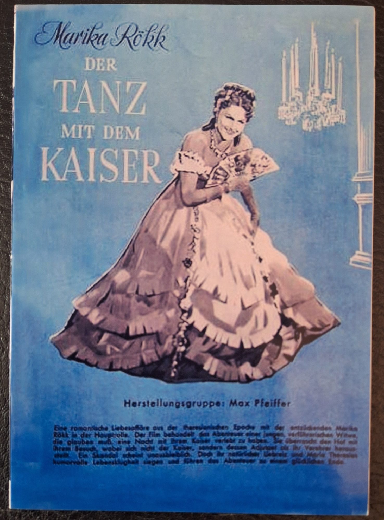 1346: Tanz mit dem Kaiser ( Georg Jacoby ) Marika Rökk, Maria Eis, Wolf Albach Retty, Axel von Ambesser, Hilde von Stolz, Hans Leibelt, Rudolf Carl, Lucie Englisch, Hertha Mayen, Jockel Stahl,